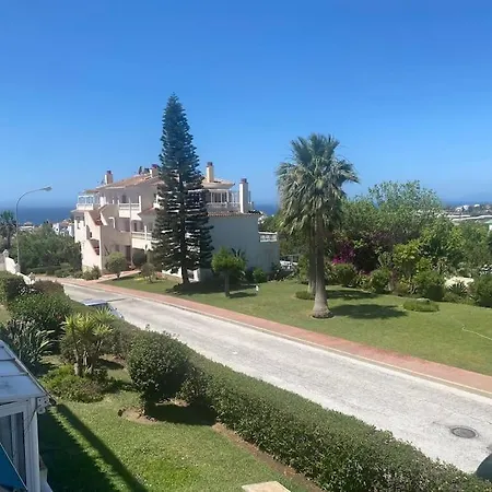 Paraiso En La Costa Andaluza. Malaga